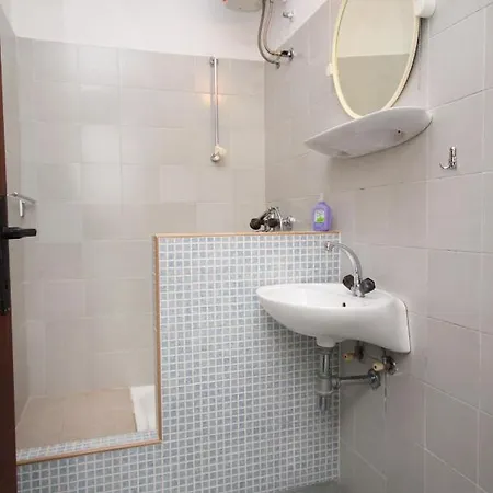 Apartmán By The Sea Pisak, Omis - 1070 *