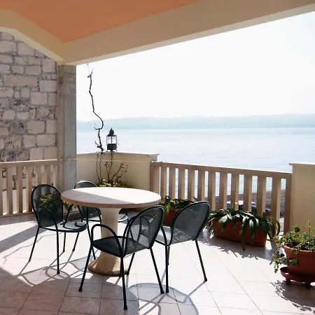 Apartmán By The Sea Pisak, Omis - 1070 *