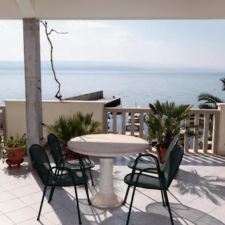 Apartmán By The Sea Pisak, Omis - 1070 Mimice