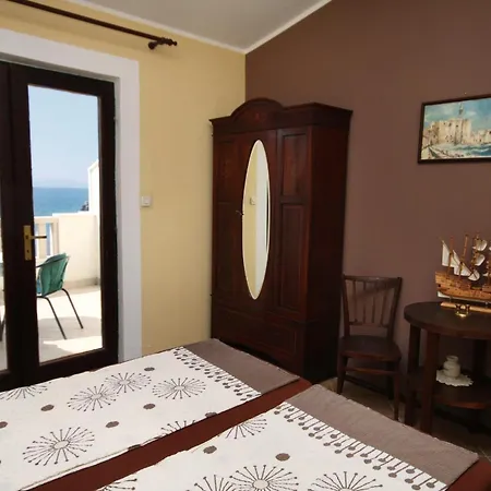 Apartmán By The Sea Pisak, Omis - 1070 *