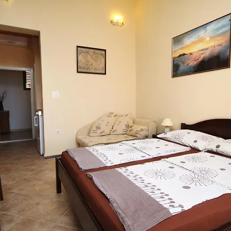 Apartmán By The Sea Pisak, Omis - 1070 Mimice