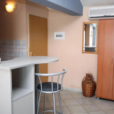 Apartmán By The Sea Pisak, Omis - 1070 Mimice